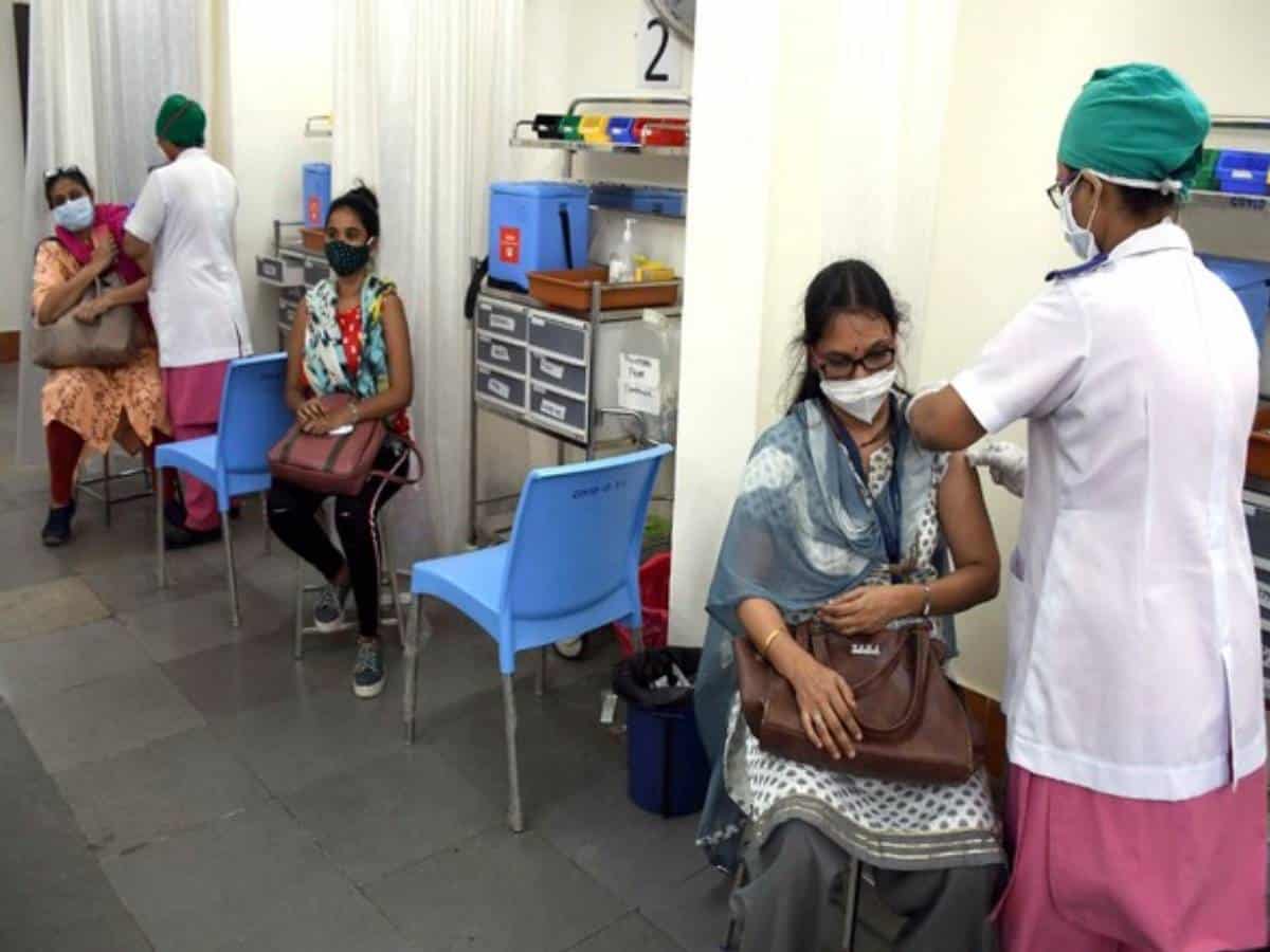 COVID vaccination of people aged 45 underway in Andhra Pradesh under 'Tika Utsav'