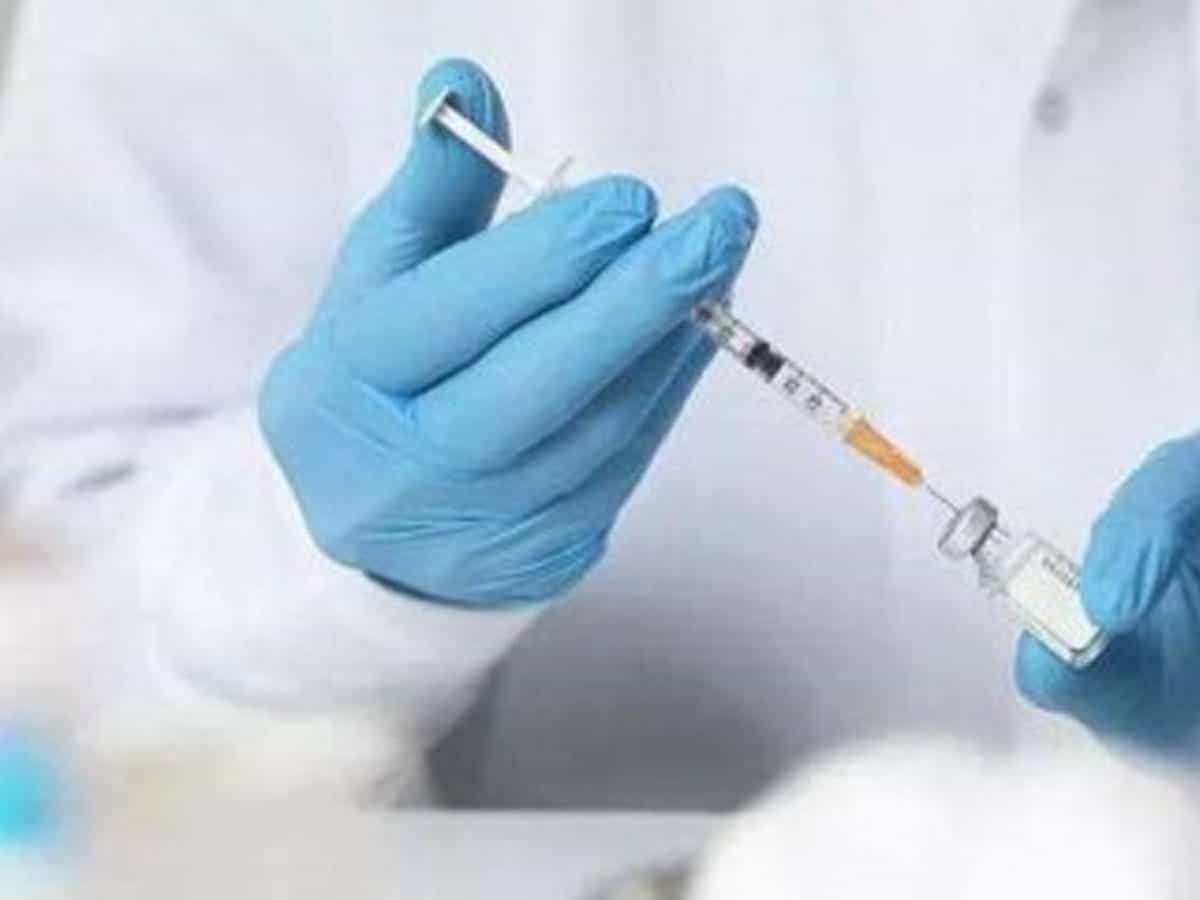 Telangana govt to take up special drive to vaccinate all superspreaders