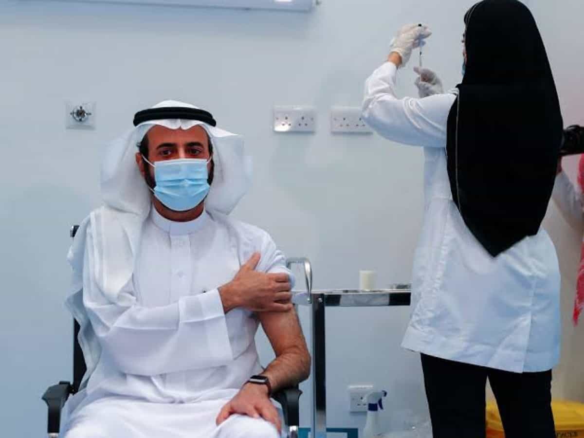 Saudi: Second dose of COVID-19 vaccine to be delayed for those who infected after the first