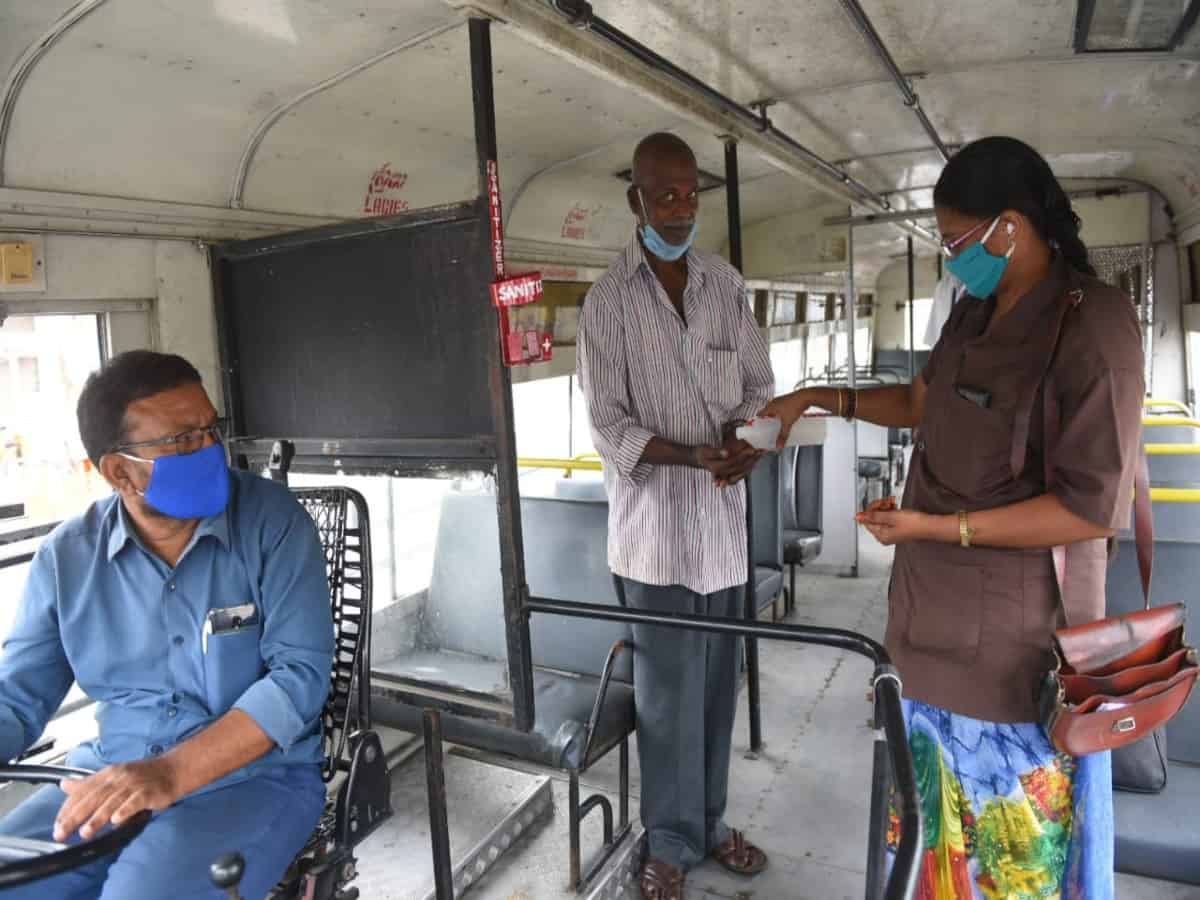 Telangana: 50K RTC drivers, staff to be vaccinated in 3 days