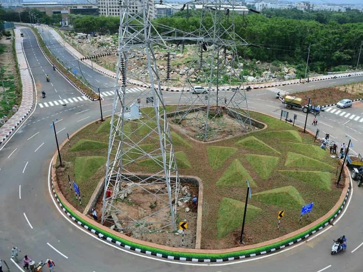 Hyderabad: KTR inaugurates four link roads