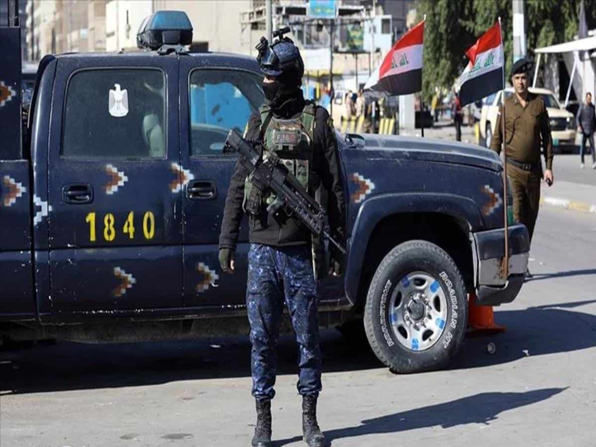 5 Iraqi policemen killed in roadside bombing
