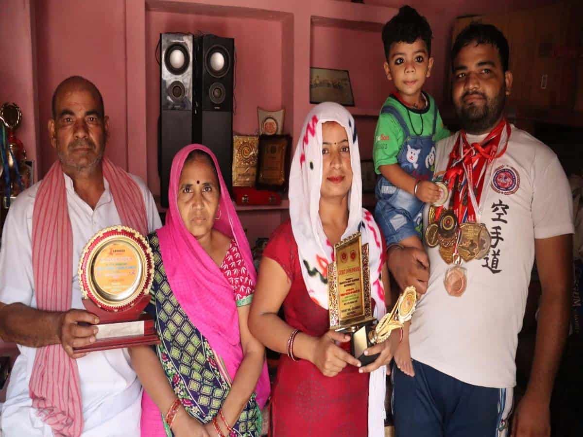 Karate champ with 60 gold medals now sells tea in Mathura