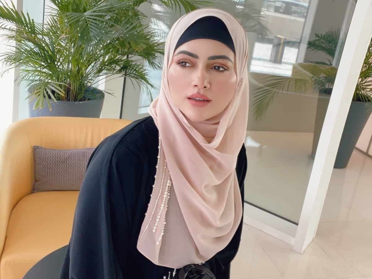 Sana Khan claps back at user who trolled her for wearing 'Hijab'