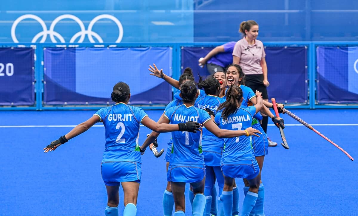 India at Olympics: Women hockey team enter maiden semifinals