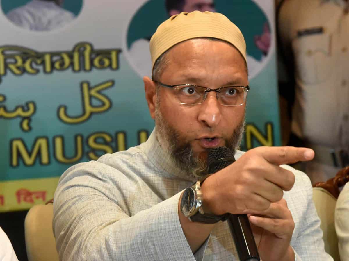 If Asad can come from Hyderabad for Junaid, Nasir, why can't Ghelot, Pilot?: Owaisi