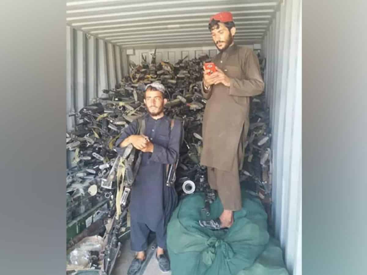 Taliban seize truck carrying arms and ammunition to Pakistan: Report