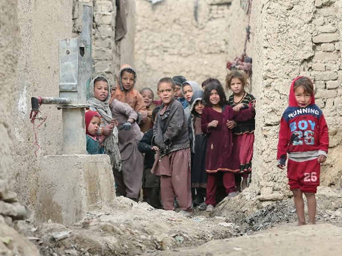 Eight children died of hunger in western Kabul, says former Afghan lawmaker