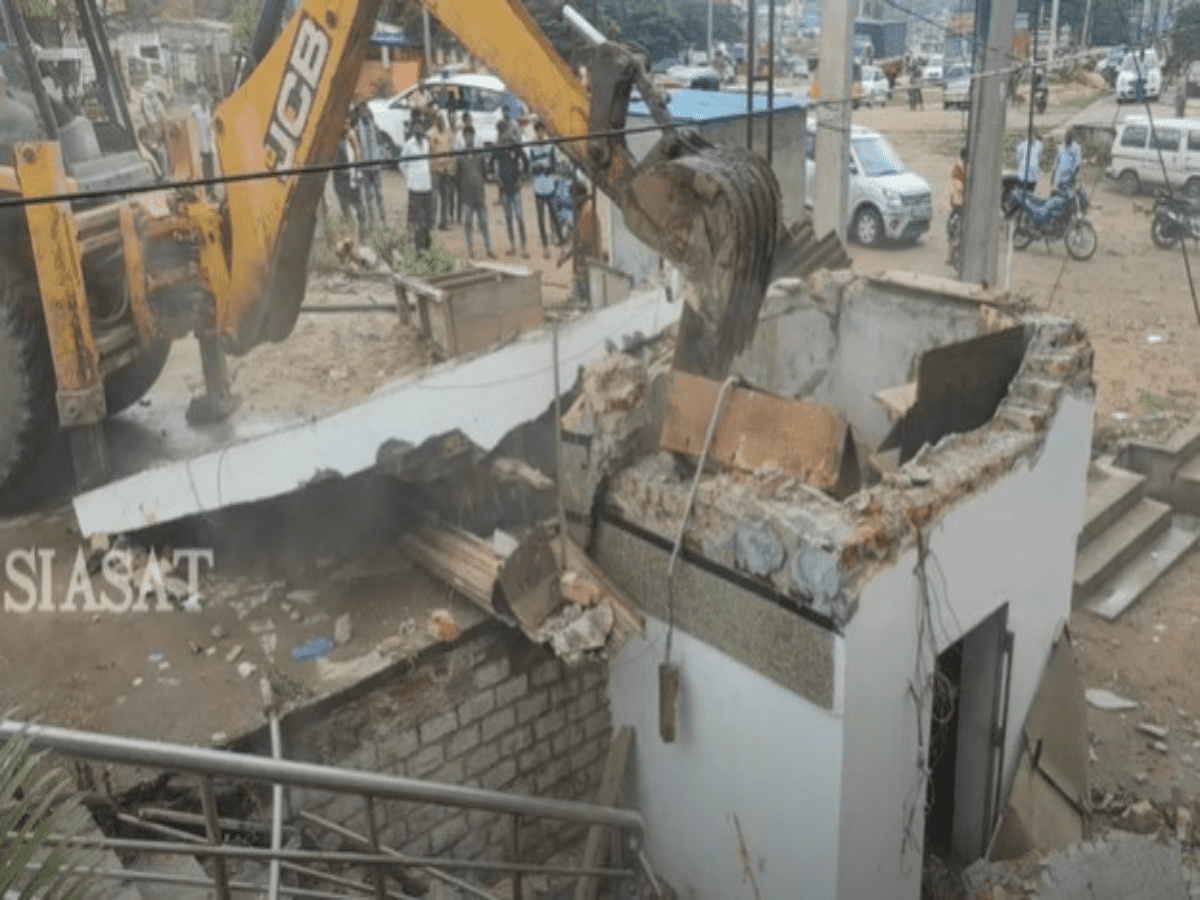 Hyderabad: HMDA rases six more illegal buildings