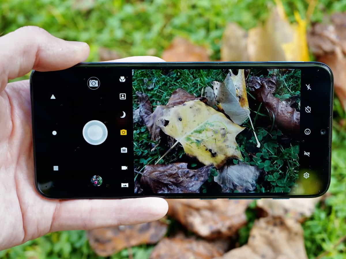 No supply pangs for smartphone camera resolution yet: Report