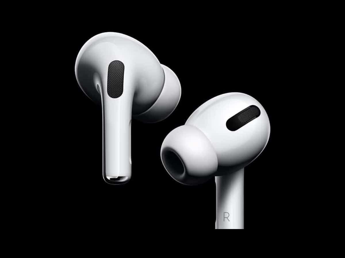 Apple AirPods log 63% share in premium TWS earbuds market in India
