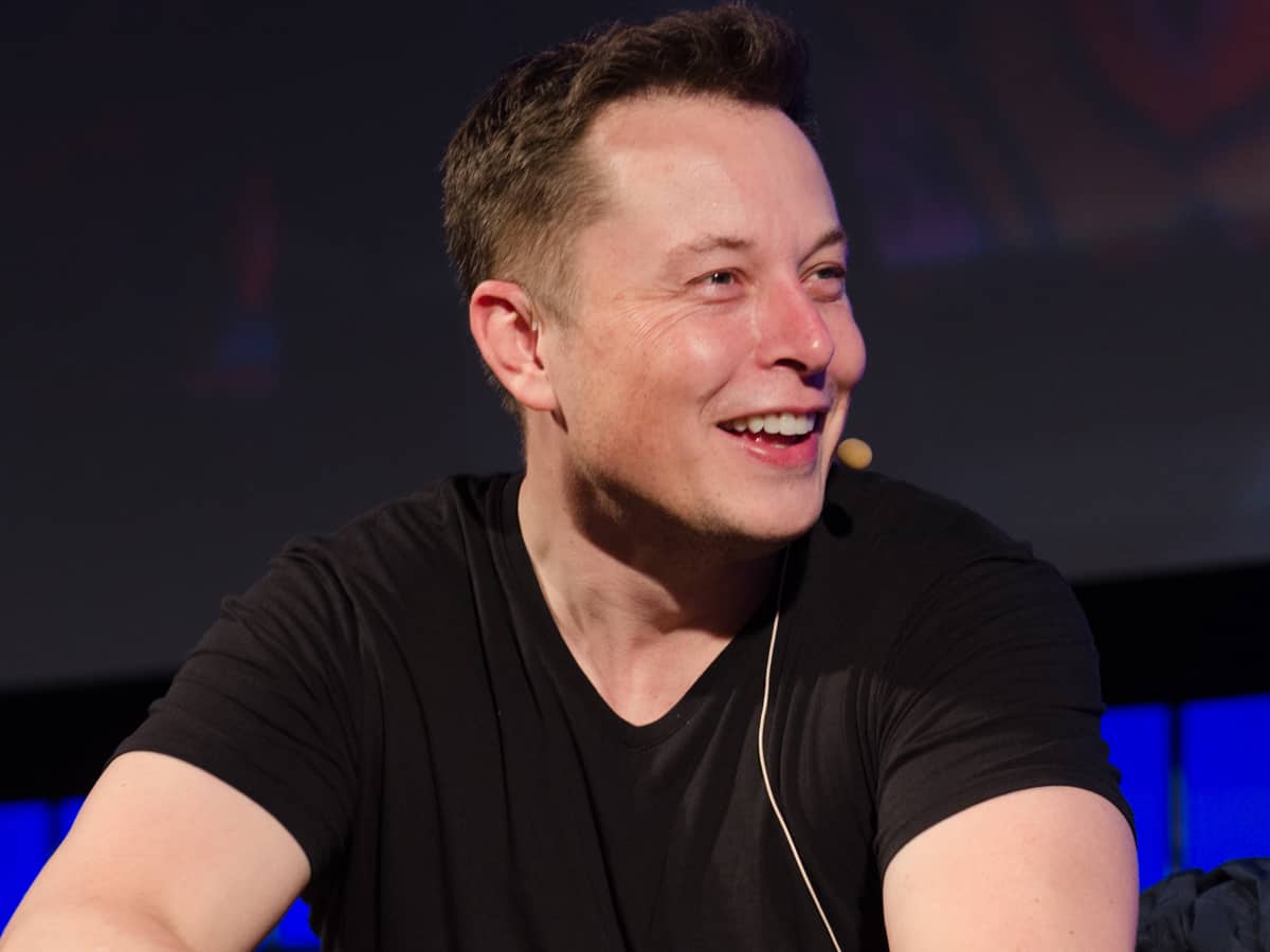 Musk says listening to music at work is 'totally cool'