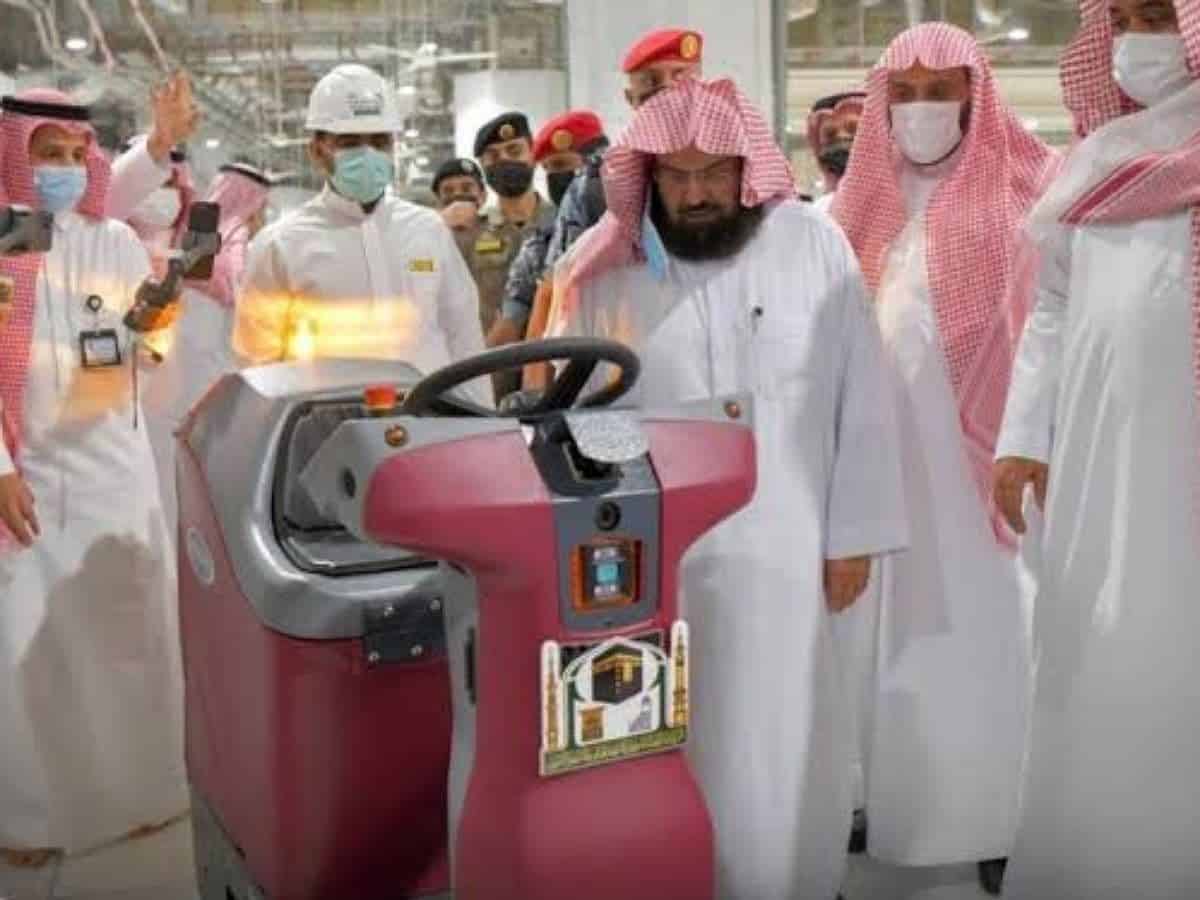 Saudi Arabia uses AI, modern technology in Makkah, Madinah Mosques