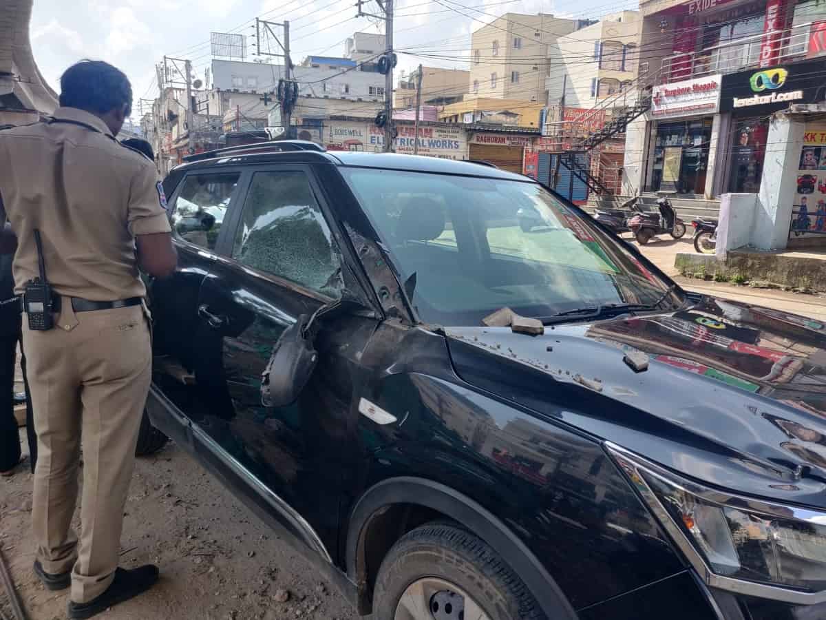 Iron rod from flyover falls on car in Kondapur
