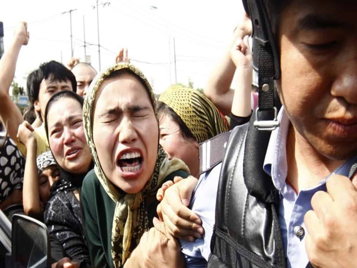 US imposes sanctions against China over abuse of Uyghurs
